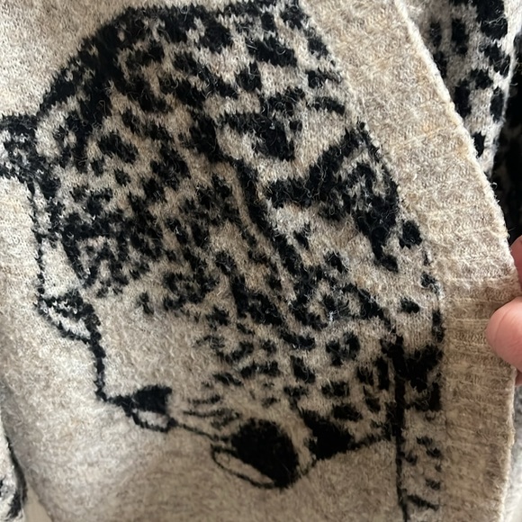 Anthropology cardigan sweater - Picture 2 of 3